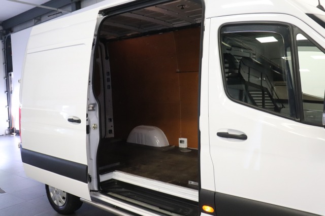 Mercedes-Benz Sprinter 316 2.2 CDI Automaat L2H2 EURO 6 - AC/Climate - Navi - Cruise - €16.950,- Excl. Mercedes-Benz Sprinter 316 2.2 CDI Automaat L2H2 EURO 6 - AC/Climate - Navi - Cruise - €16.950,- Excl.