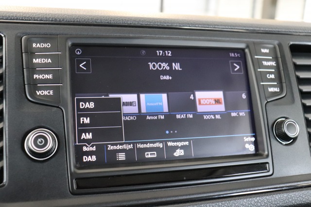 Volkswagen Crafter 2.0 TDI 177PK L3H3 Dubbele Cabine EURO 6 - Airco - Navi - Cruise - € 20.950,- Excl.