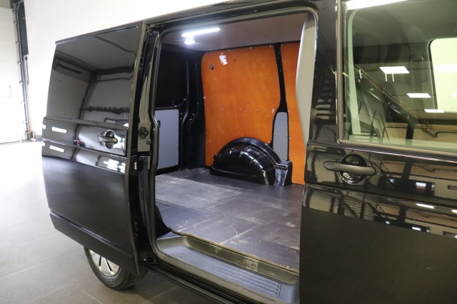Volkswagen Transporter 2.0 TDI 150PK Automaat EURO 6 - Airco - Navi - Cruise - € 21.950,- Excl.