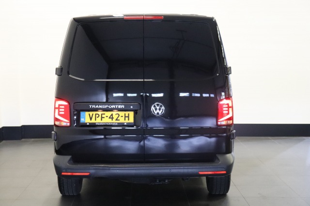 Volkswagen Transporter 2.0 TDI 150PK Automaat EURO 6 - Airco - Navi - Cruise - € 21.950,- Excl.