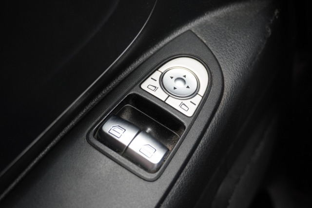 Mercedes-Benz Vito 114 CDI XL EURO 6 - A/C Climate - Cruise - Camera - € 13.950,- Excl.