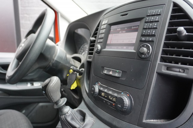 Mercedes-Benz Vito 114 CDI XL EURO 6 - A/C Climate - Cruise - Camera - € 13.950,- Excl. Mercedes-Benz Vito 114 CDI XL EURO 6 - A/C Climate - Cruise - Camera - € 13.950,- Excl.