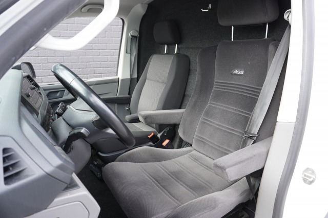 Volkswagen Transporter 2.0 TDI 150PK L2 Automaat 2x Schuif EURO 6 - Airco - Navi - Cruise - € 11.950,- Excl.