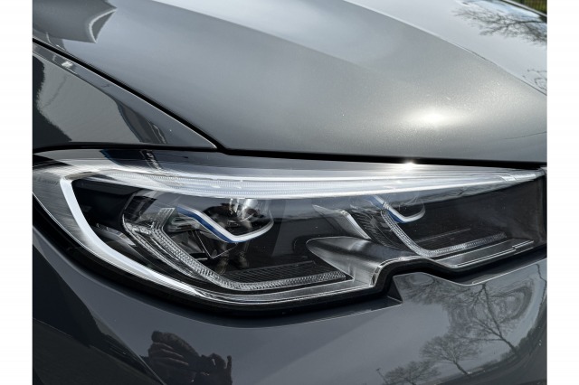BMW 3-serie 330e High Executive 293PK Dealer OH | Laser | 19'' | Individual kleur | Leder | €29.950,- incl. BTW