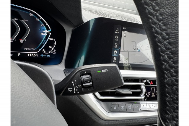 BMW 3-serie 330e High Executive 293PK Dealer OH | Laser | 19'' | Individual kleur | Leder | €29.950,- incl. BTW