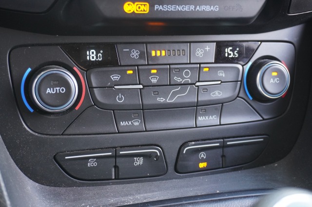 Ford Transit Connect 1.5 EcoBlue 100PK EURO 6 - Airco - Navi - Cruise - €9.900,- Excl.