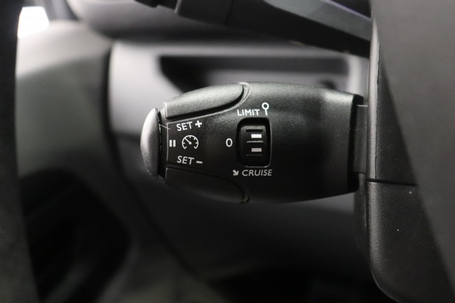 Opel Vivaro 1.5 CDTI 120PK L2 - EURO 6 - Airco - Navi - Cruise - €12.950,- Excl.