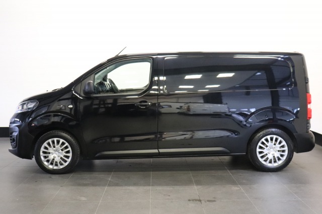 Opel Vivaro 1.5 CDTI 120PK L2 - EURO 6 - Airco - Navi - Cruise - €12.950,- Excl.