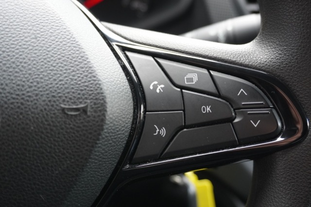 Renault Trafic 2.0 dCi L2 EURO 6 - Airco - Cruise - Trekhaak - € 20.950,- Excl.