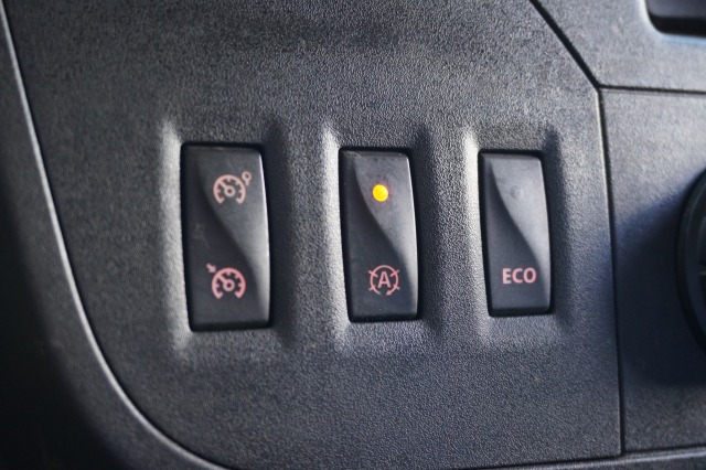Renault Master 2.3 dCi 163PK 2x Schuifdeur L2H2 EURO 6 - Airco - Navi - Cruise - €8.900,- Excl. Renault Master 2.3 dCi 163PK 2x Schuifdeur L2H2 EURO 6 - Airco - Navi - Cruise - €8.900,- Excl.
