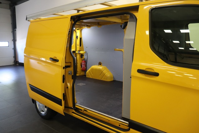 Ford Transit Custom 2.0 TDCI L2 EURO 6 - Airco - Imperiaal - Cruise - PDC - €14.499,- Excl.