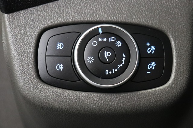 Ford Transit Connect 1.5 EcoBlue L2 120PK Automaat Limited EURO 6 - A/C Climate - Cruise - Camera - € 14.900,- Excl. Ford Transit Connect 1.5 EcoBlue L2 120PK Automaat Limited EURO 6 - A/C Climate - Cruise - Camera - € 14.900,- Excl.