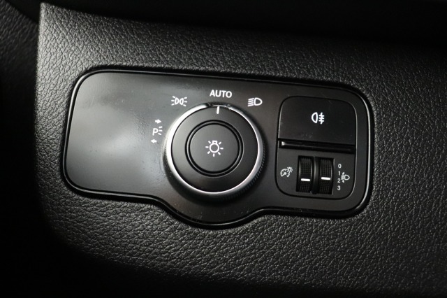 Mercedes-Benz Sprinter 311 2.2 CDI L2H2 EURO 6 - A/C Climate - Sidebars - Camera - € 14.950,- Excl. Mercedes-Benz Sprinter 311 2.2 CDI L2H2 EURO 6 - A/C Climate - Sidebars - Camera - € 14.950,- Excl.