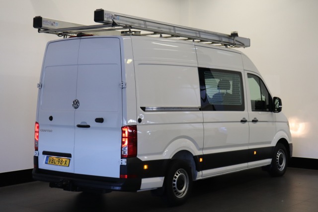 Volkswagen Crafter 2.0 TDI L3H3 EURO 6 - A/C climate - Cruise - Camera - € 17.900,- Excl.