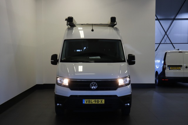 Volkswagen Crafter 2.0 TDI L3H3 EURO 6 - A/C climate - Cruise - Camera - € 17.900,- Excl.