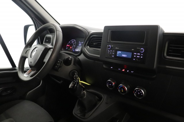 Renault Master 2.3 dCi 135PK L2H2 EURO 6 - Airco - Cruise - PDC - €14.499,- Excl.