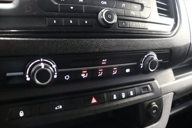Toyota ProAce Compact 1.5 D-4D EURO 6 - Airco - Cruise - Trekhaak - €7.950, - MARGE Toyota ProAce Compact 1.5 D-4D EURO 6 - Airco - Cruise - Trekhaak - €7.950, - MARGE