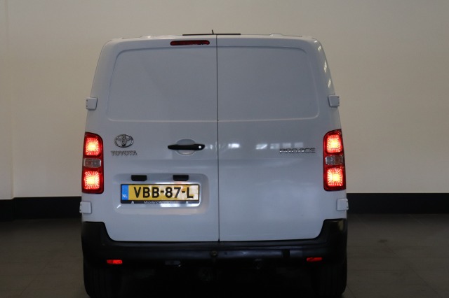 Toyota ProAce Compact 1.5 D-4D EURO 6 - Airco - Cruise - Trekhaak - €7.950, - MARGE Toyota ProAce Compact 1.5 D-4D EURO 6 - Airco - Cruise - Trekhaak - €7.950, - MARGE