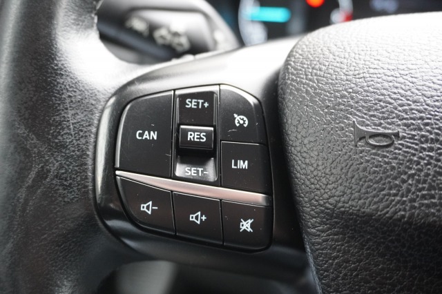 Ford Transit Custom 2.0 TDCI 130PK L2 - EURO 6 - Airco - Navi - Cruise - €13.900,- Excl.
