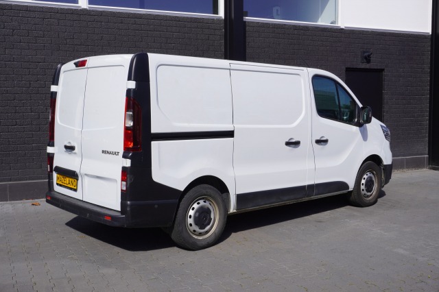 Renault Trafic 2.0 dCi 130PK EURO 6 - Airco - Navi - Camera - Cruise - €15.900,- Excl.