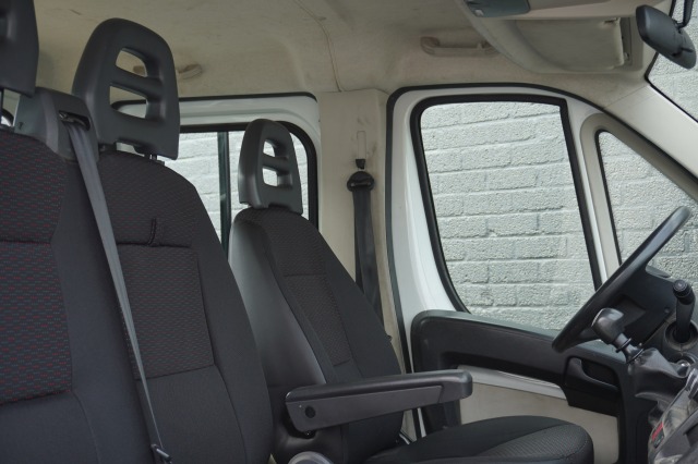 Peugeot Boxer 2.0 BlueHDI 163PK L3 DC Openlaadbak EURO 6 - Airco - Trekhaak -  € 15.900,- Excl.
