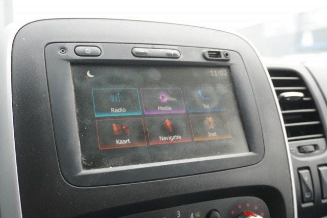 Renault Trafic 2.0 dCi 120PK EURO 6 - Airco - Navi - Cruise - €10.950,- Excl. Renault Trafic 2.0 dCi 120PK EURO 6 - Airco - Navi - Cruise - €10.950,- Excl.