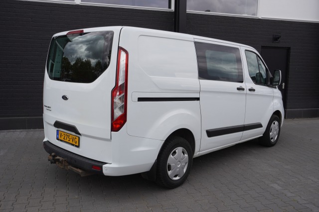 Ford Transit Custom 2.0 TDCI Dubbele Cabine EURO 6 - Airco - Cruise - PDC - € 13.900,- Excl.