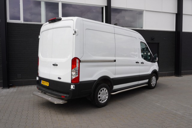 Ford Transit 2.0 TDCI 130PK L2H2 EURO 6 - Airco - Navi - Cruise - € 13.900,- Excl.
