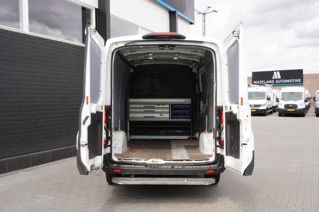 Ford Transit 2.0 TDCI 130PK L2H2 EURO 6 - Airco - Navi - Cruise - € 13.900,- Excl. Ford Transit 2.0 TDCI 130PK L2H2 EURO 6 - Airco - Navi - Cruise - € 13.900,- Excl.