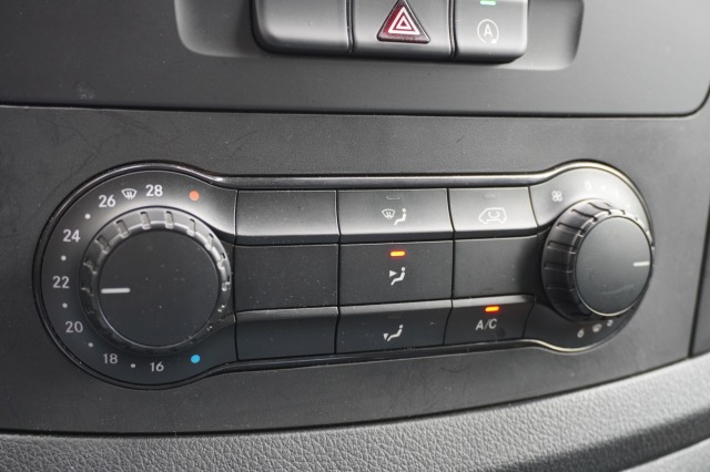 Mercedes-Benz Vito 110 CDI XL EURO 6 - Airco - Camera - €13.499,- Excl. Mercedes-Benz Vito 110 CDI XL EURO 6 - Airco - Camera - €13.499,- Excl.