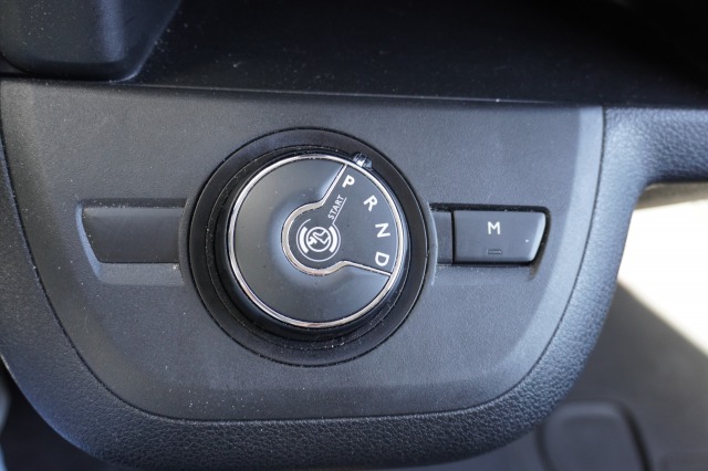 Opel Vivaro 2.0 CDTI 145PK L2 Automaat EURO 6 - Airco - Navi - Cruise - € 18.950,- Excl. Opel Vivaro 2.0 CDTI 145PK L2 Automaat EURO 6 - Airco - Navi - Cruise - € 18.950,- Excl.