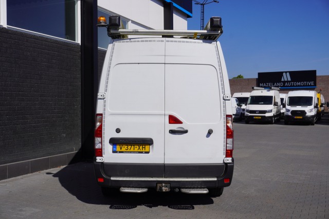 Renault Master 2.3 dCi 130PK L2H2 EURO 6 - Airco - Navi - Cruise - € 11.950,- Excl.