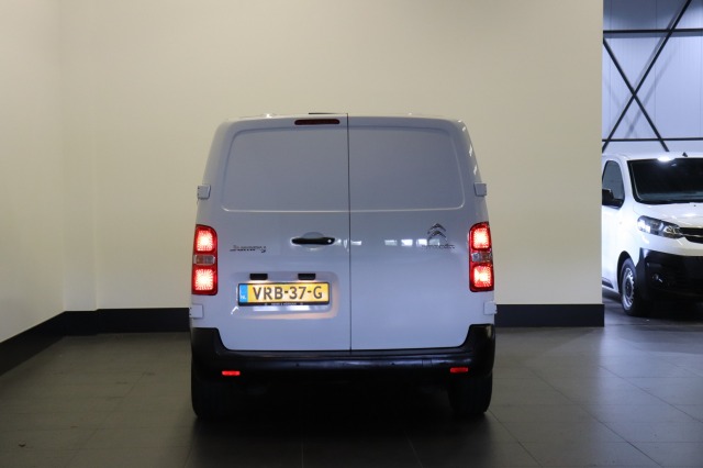 Citroën Jumpy 1.5 BlueHDI L2 EURO 6 - Airco - Cruise - PDC - € 13.950,- Excl. Citroën Jumpy 1.5 BlueHDI L2 EURO 6 - Airco - Cruise - PDC - € 13.950,- Excl.