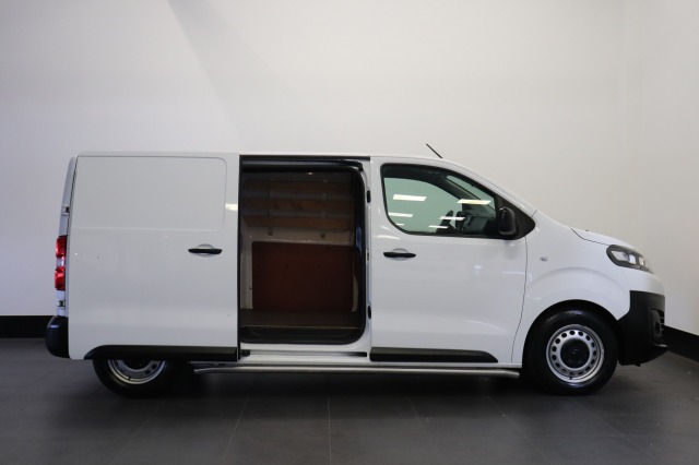 Citroën Jumpy 1.5 BlueHDI L2 EURO 6 - Airco - Cruise - PDC - € 13.950,- Excl. Citroën Jumpy 1.5 BlueHDI L2 EURO 6 - Airco - Cruise - PDC - € 13.950,- Excl.