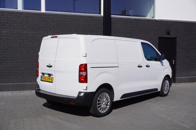 Opel Vivaro 1.5 CDTI L2 - EURO 6 - Airco - Cruise - PDC - €12.900,- Excl. Opel Vivaro 1.5 CDTI L2 - EURO 6 - Airco - Cruise - PDC - €12.900,- Excl.