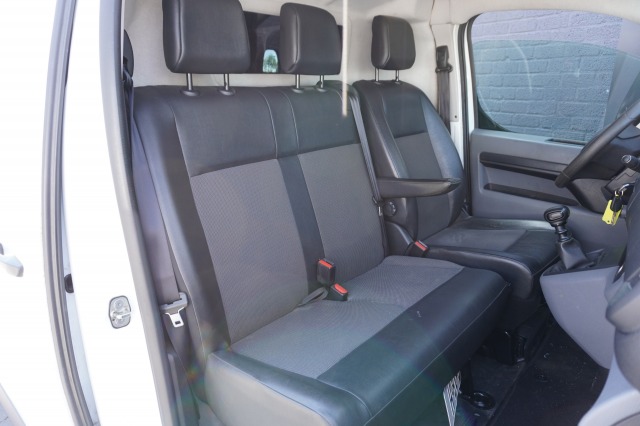 Peugeot Expert 1.5 BlueHDI EURO 6 - Airco - Cruise - PDC - €10.950,- Excl.
