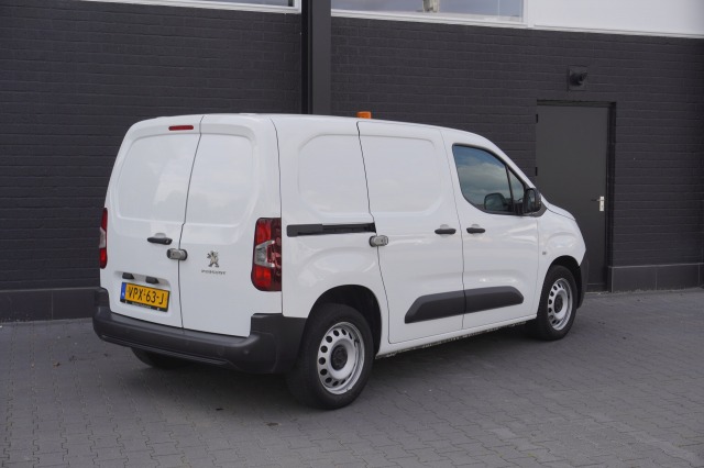 Peugeot Partner 1.5 BlueHDi 130PK Automaat EURO 6 - Airco - Cruise - PDC - €10.900,- Excl.
