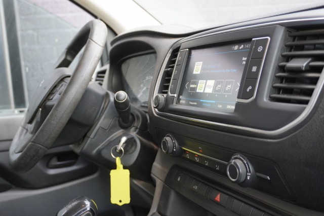 Peugeot Expert 1.5 BlueHDI L2 EURO 6 - Airco - Cruise - PDC - €10.950,- Excl.