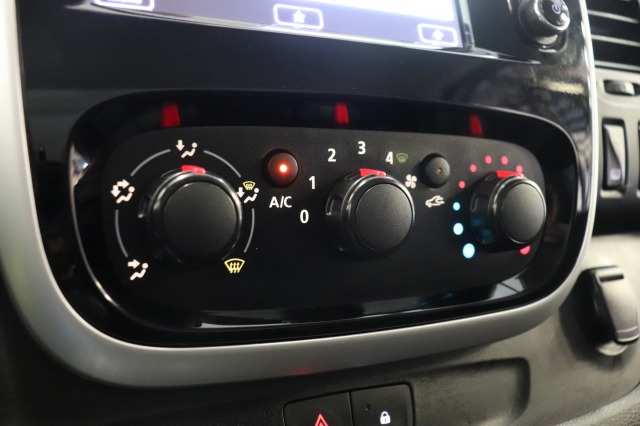 Opel Vivaro 1.6 CDTI 125PK EURO 6 - Airco - Navi - Cruise - €10.950,- Excl.