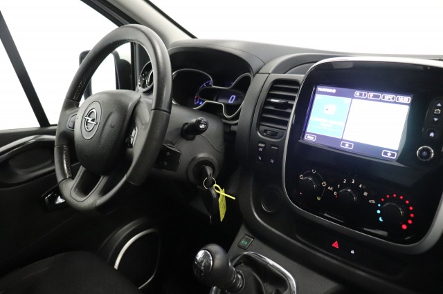 Opel Vivaro 1.6 CDTI 125PK EURO 6 - Airco - Navi - Cruise - €10.950,- Excl. Opel Vivaro 1.6 CDTI 125PK EURO 6 - Airco - Navi - Cruise - €10.950,- Excl.