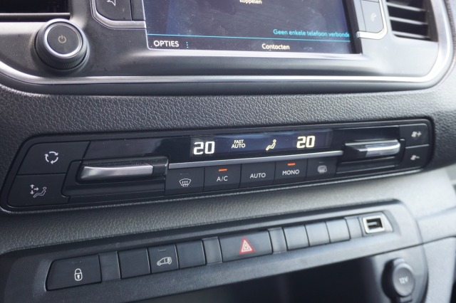 Peugeot Expert 2.0 BlueHDI 122PK Automaat EURO 6 - A/C Climate - Cruise - Camera - € 13.900,- Excl.