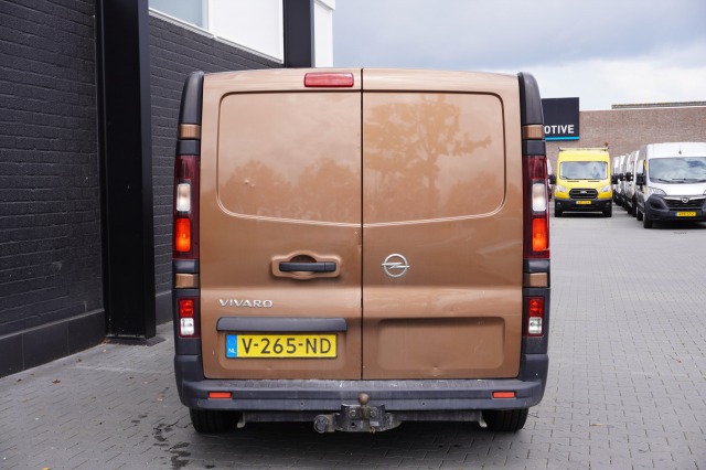 Opel Vivaro 1.6 CDTI 122PK L2 EURO 6 - Airco - Navi - Cruise - €7.950,- Excl. Opel Vivaro 1.6 CDTI 122PK L2 EURO 6 - Airco - Navi - Cruise - €7.950,- Excl.