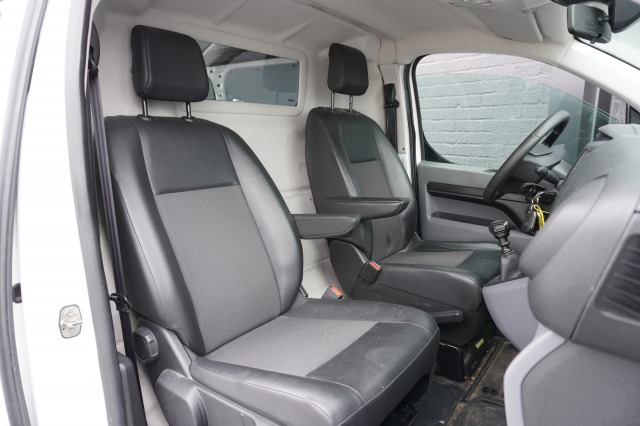Citroën Jumpy 2.0 BlueHDI 122PK L3 EURO 6 - A/C Climate - Cruise - PDC - € 10.950,- Excl.