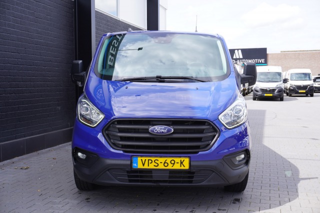 Ford Transit Custom 2.0 TDCI 130PK Automaat 2x Schuifdeur EURO 6 - Airco - Navi - Cruise - PDC - € 15.900,- Excl. Ford Transit Custom 2.0 TDCI 130PK Automaat 2x Schuifdeur EURO 6 - Airco - Navi - Cruise - PDC - € 15.900,- Excl.