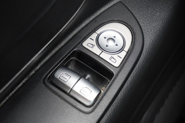 Mercedes-Benz Vito 109 CDI EURO 6 - Airco - Cruise - Camera - €10.950,- Excl. Mercedes-Benz Vito 109 CDI EURO 6 - Airco - Cruise - Camera - €10.950,- Excl.