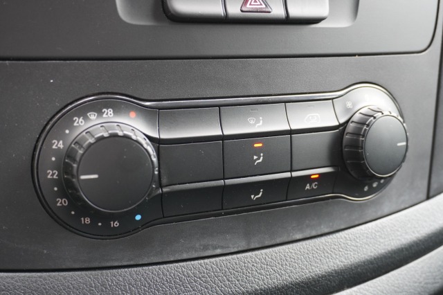 Mercedes-Benz Vito 109 CDI EURO 6 - Airco - Cruise - Camera - €10.950,- Excl. Mercedes-Benz Vito 109 CDI EURO 6 - Airco - Cruise - Camera - €10.950,- Excl.