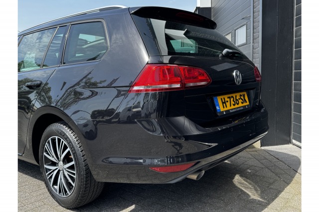 Volkswagen Golf Variant 1.6 TDI Comfortline Automaat | Pano | Climate | Cruise | PDC | €7.900,- incl. BTW