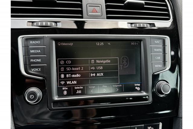 Volkswagen Golf Variant 1.6 TDI Comfortline Automaat | Pano | Climate | Cruise | PDC | €7.900,- incl. BTW