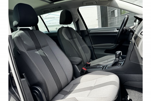 Volkswagen Golf Variant 1.6 TDI Comfortline Automaat | Pano | Climate | Cruise | PDC | €7.900,- incl. BTW