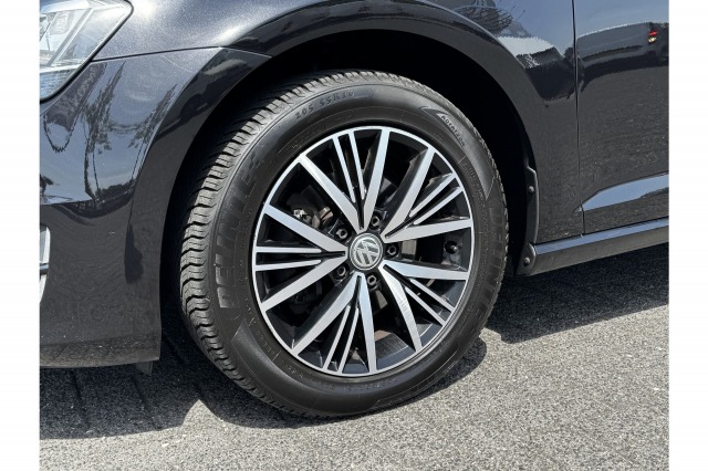 Volkswagen Golf Variant 1.6 TDI Comfortline Automaat | Pano | Climate | Cruise | PDC | €7.900,- incl. BTW